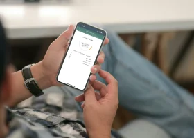 تصویر اپلیکیشن وکیل آنلاین- گروه حقوقی لاوین