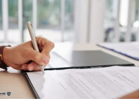 تصویر تنظیم قرارداد در موسسه حقوقی- گروه حقوقی لاوین
